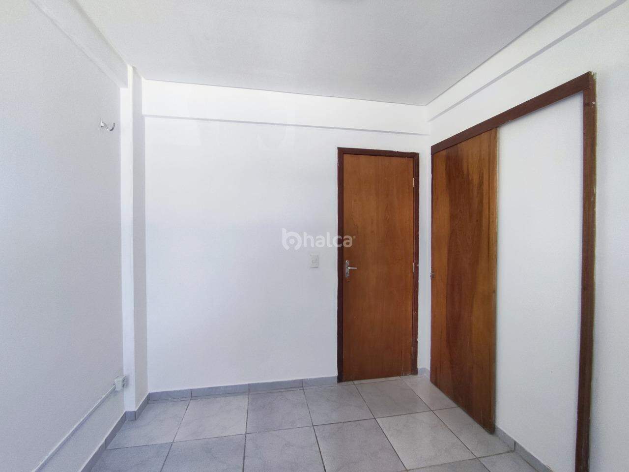 Apartamento para alugar com 3 quartos, 84m² - Foto 15