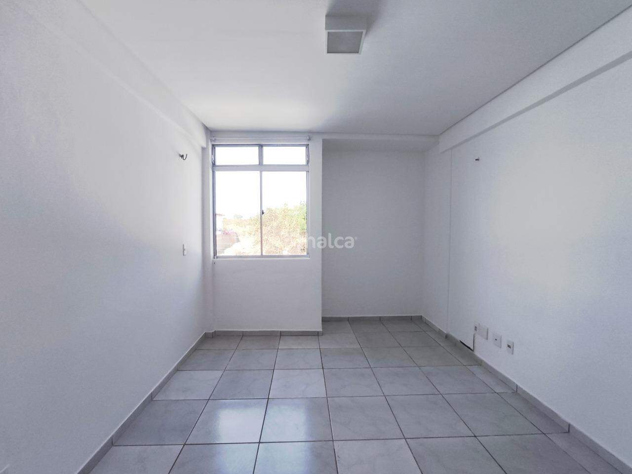 Apartamento para alugar com 3 quartos, 84m² - Foto 17