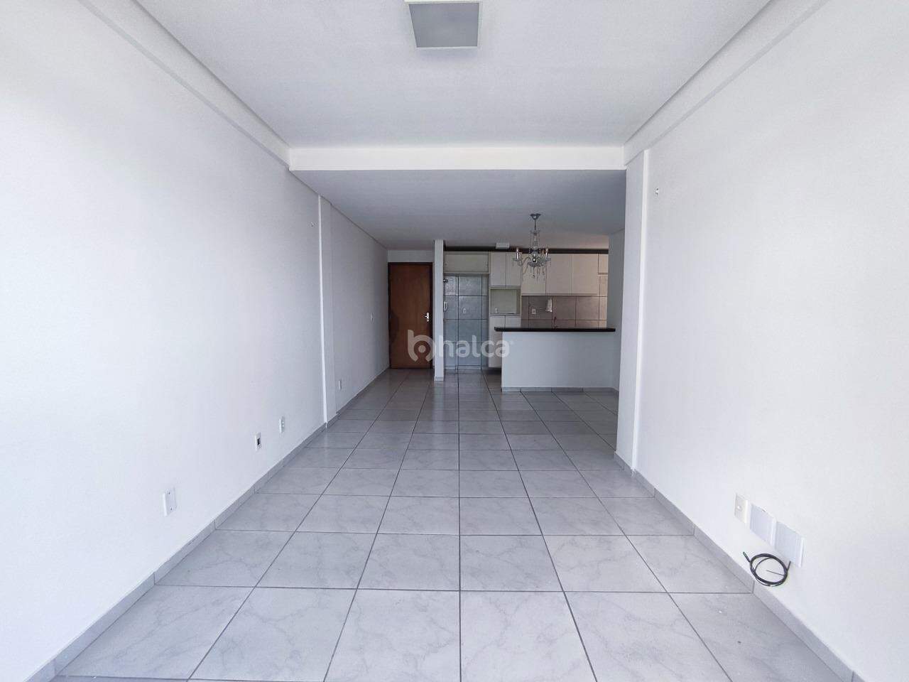 Apartamento para alugar com 3 quartos, 84m² - Foto 3