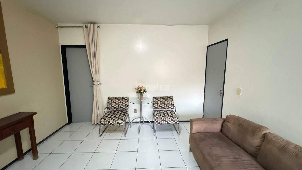 Apartamento à venda com 2 quartos, 74m² - Foto 3