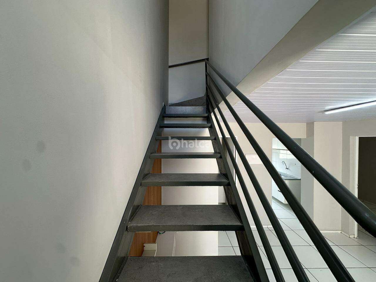 Casa à venda com 3 quartos, 60m² - Foto 12