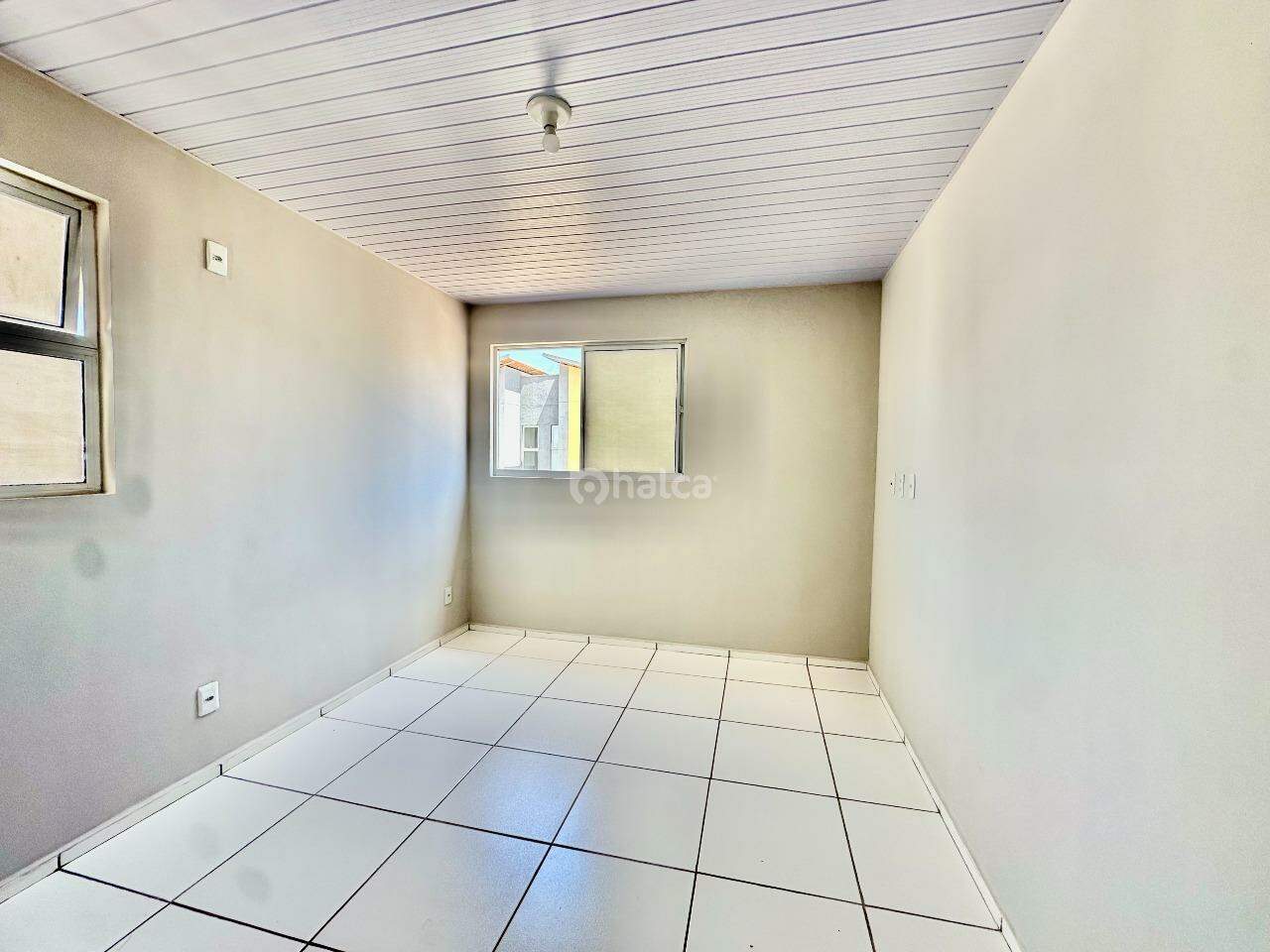 Casa à venda com 3 quartos, 60m² - Foto 16