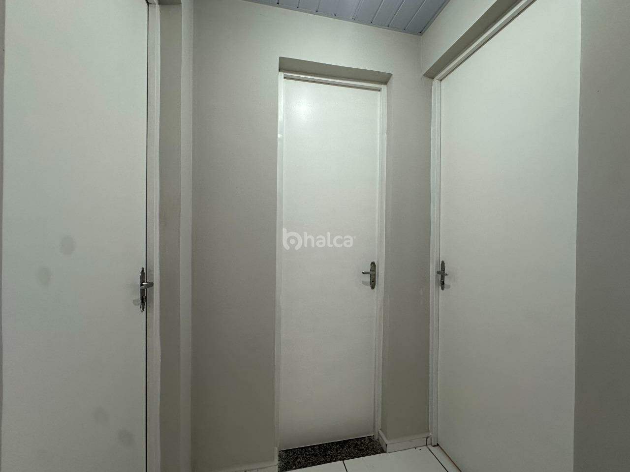 Casa à venda com 3 quartos, 60m² - Foto 14