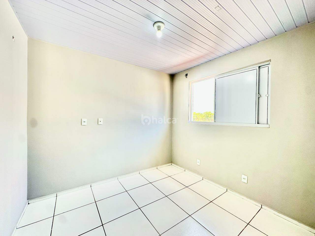 Casa à venda com 3 quartos, 60m² - Foto 10