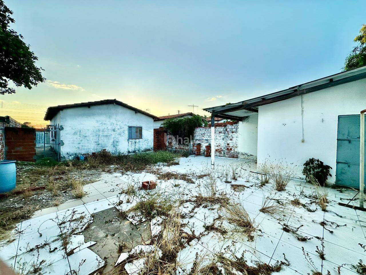 Casa à venda com 3 quartos, 300m² - Foto 15