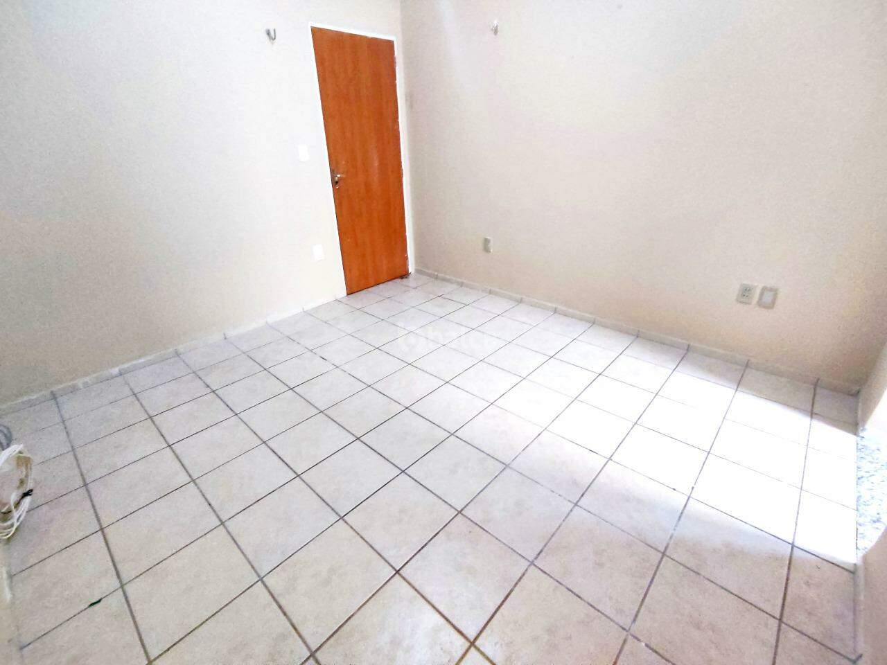 Casa para alugar com 1 quarto, 197m² - Foto 14