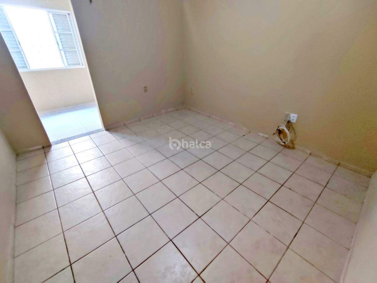 Casa para alugar com 1 quarto, 197m² - Foto 13