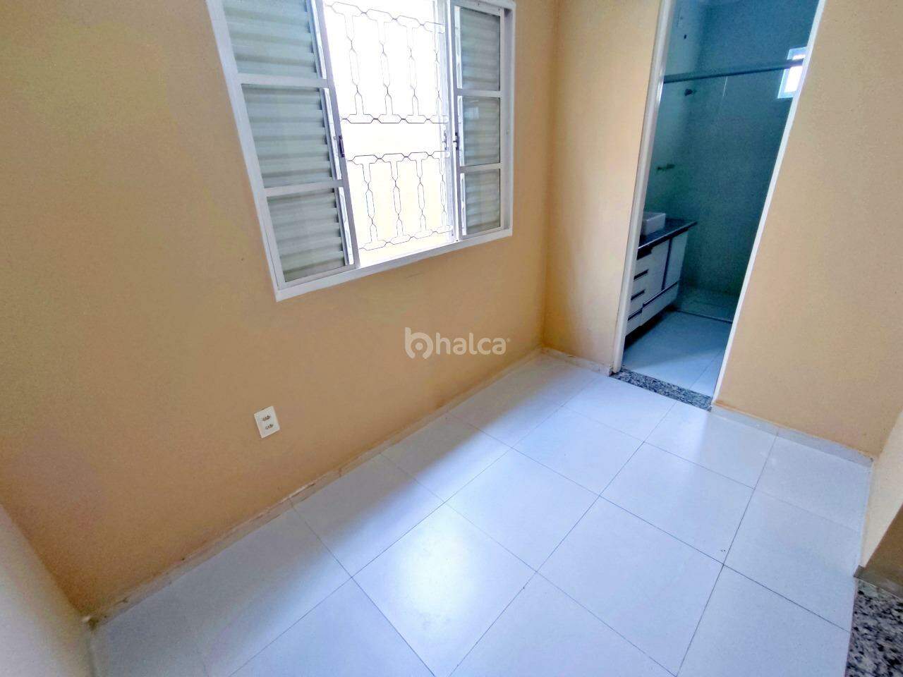 Casa para alugar com 1 quarto, 197m² - Foto 15