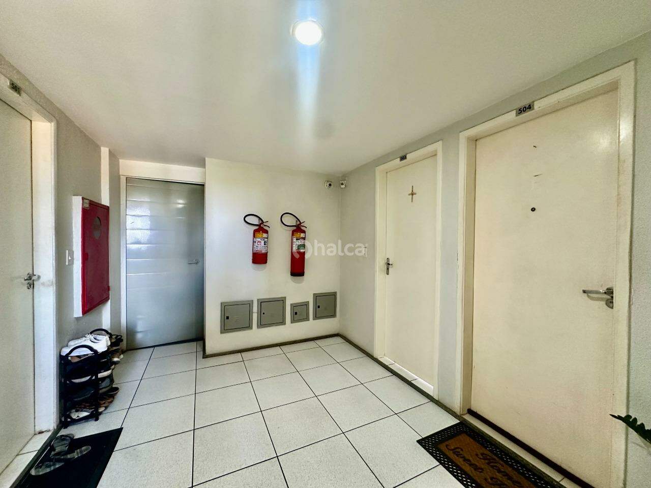 Apartamento para alugar com 3 quartos, 70m² - Foto 2