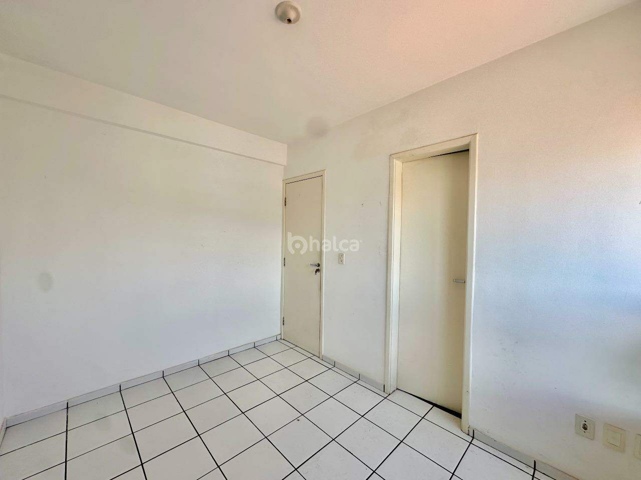 Apartamento para alugar com 3 quartos, 70m² - Foto 13