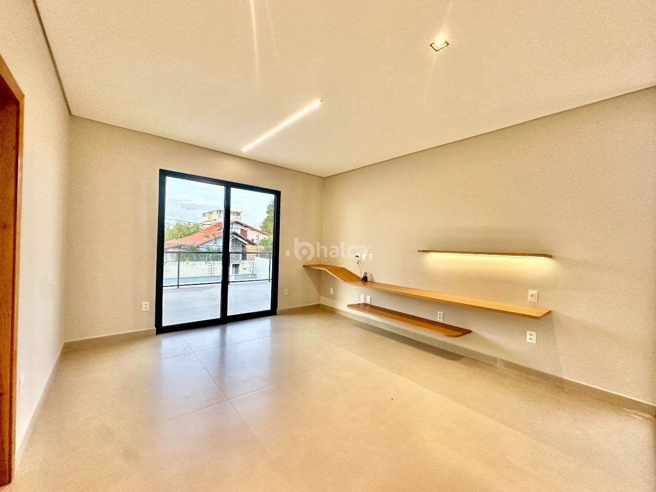 Casa, 4 quartos, 235 m² - Foto 16
