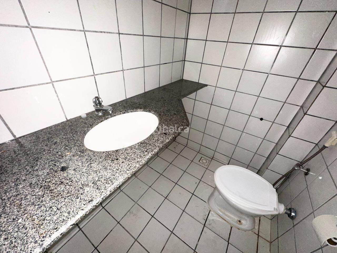Casa para alugar com 4 quartos, 188m² - Foto 6