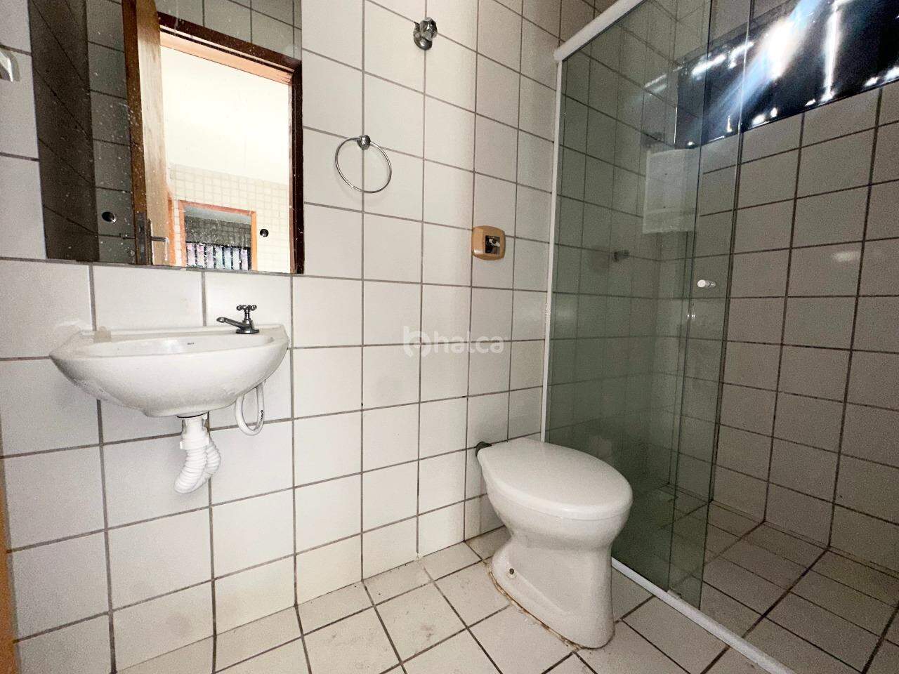Casa para alugar com 4 quartos, 188m² - Foto 13