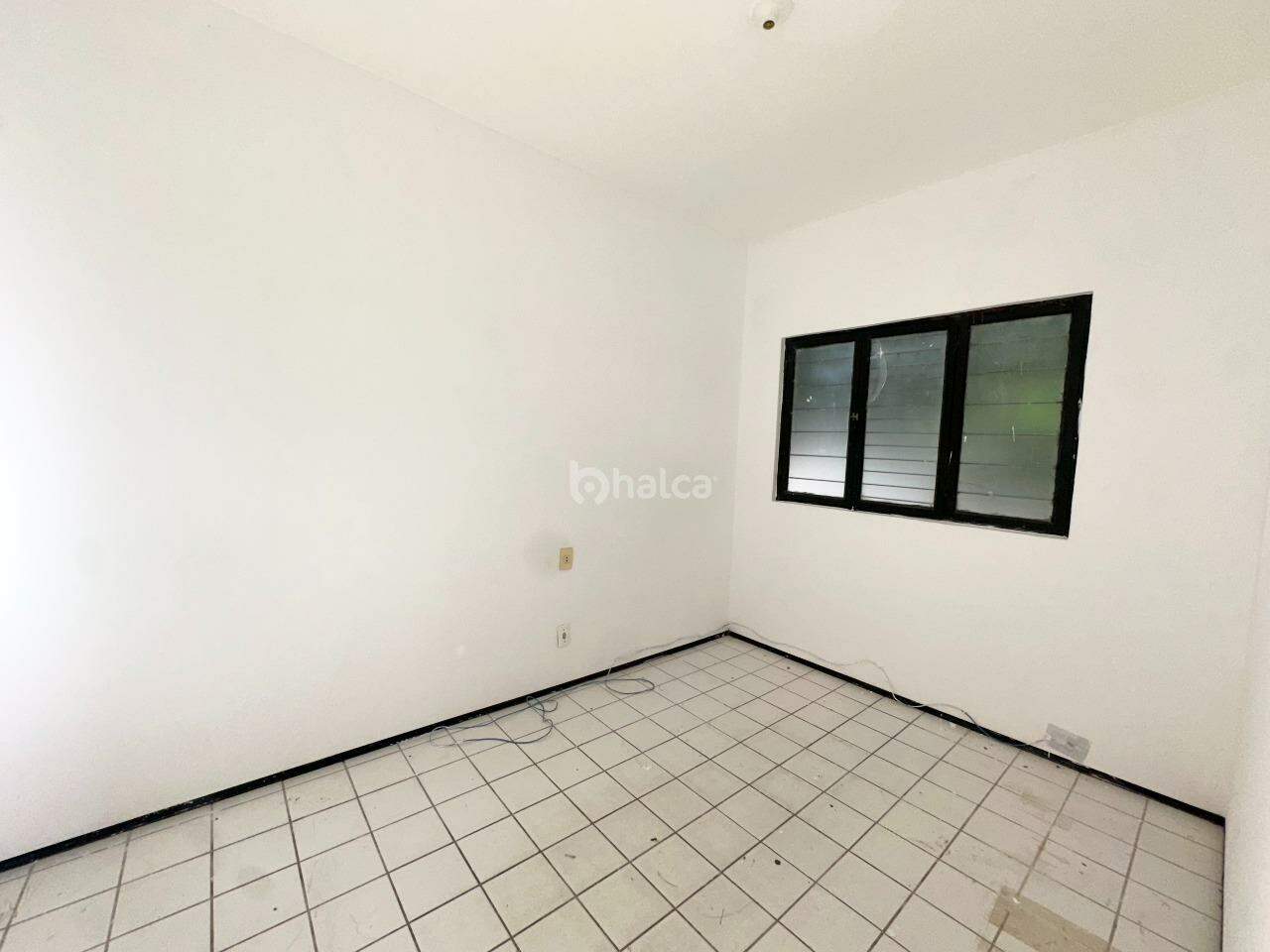 Casa para alugar com 4 quartos, 188m² - Foto 11