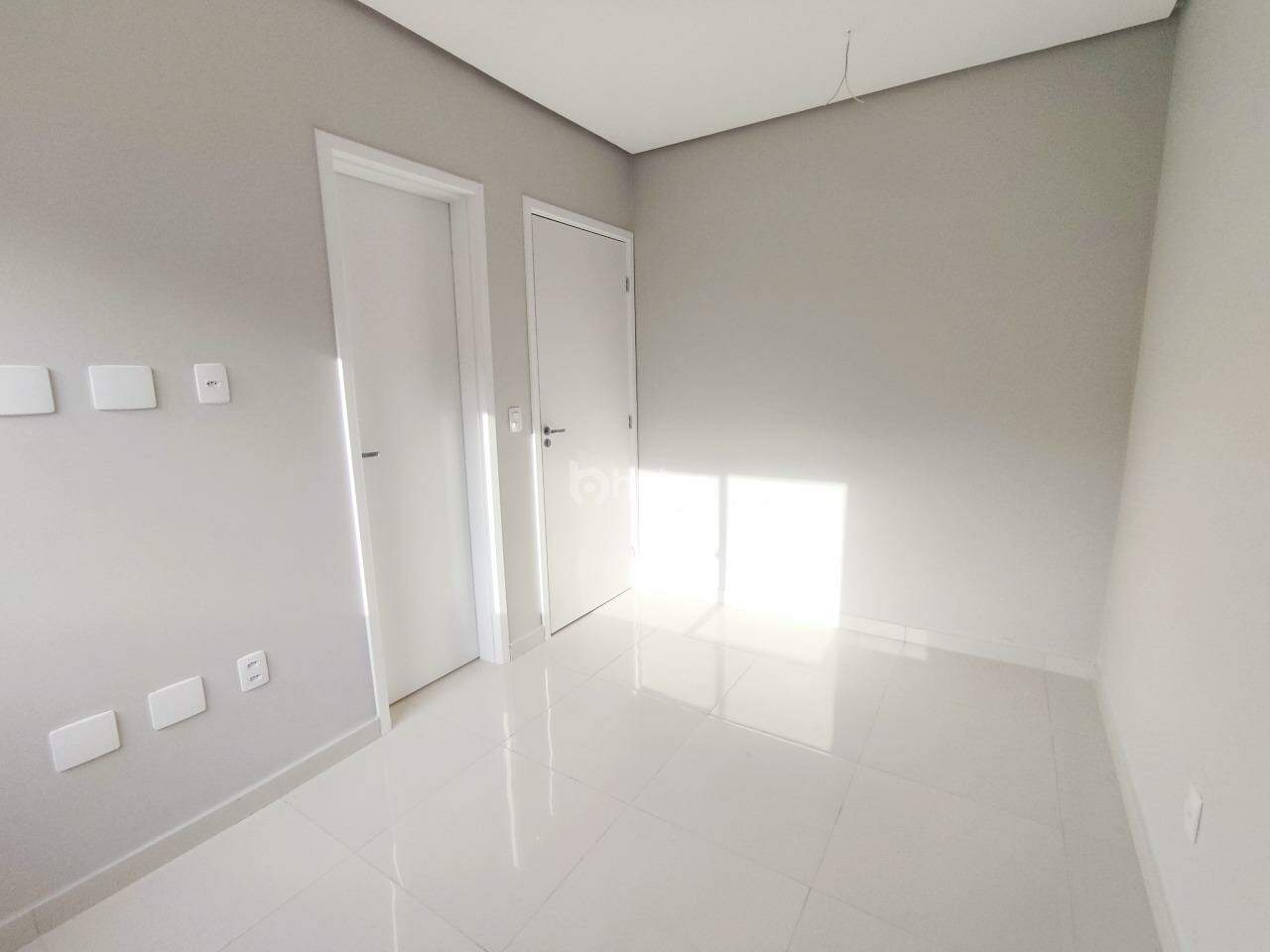 Casa em Condomínio à venda no Porto do Centro: 