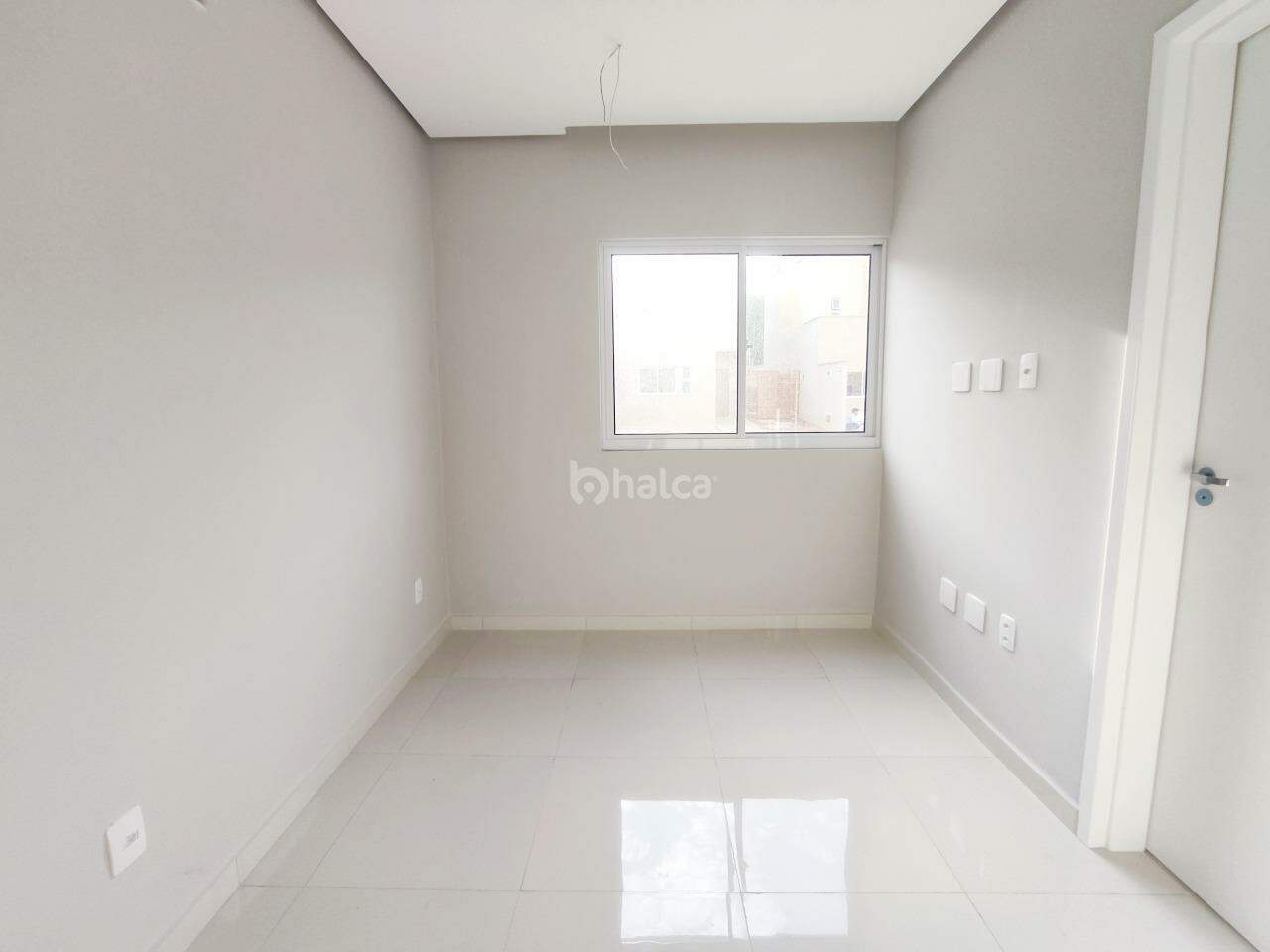 Casa em Condomínio à venda no Porto do Centro: 