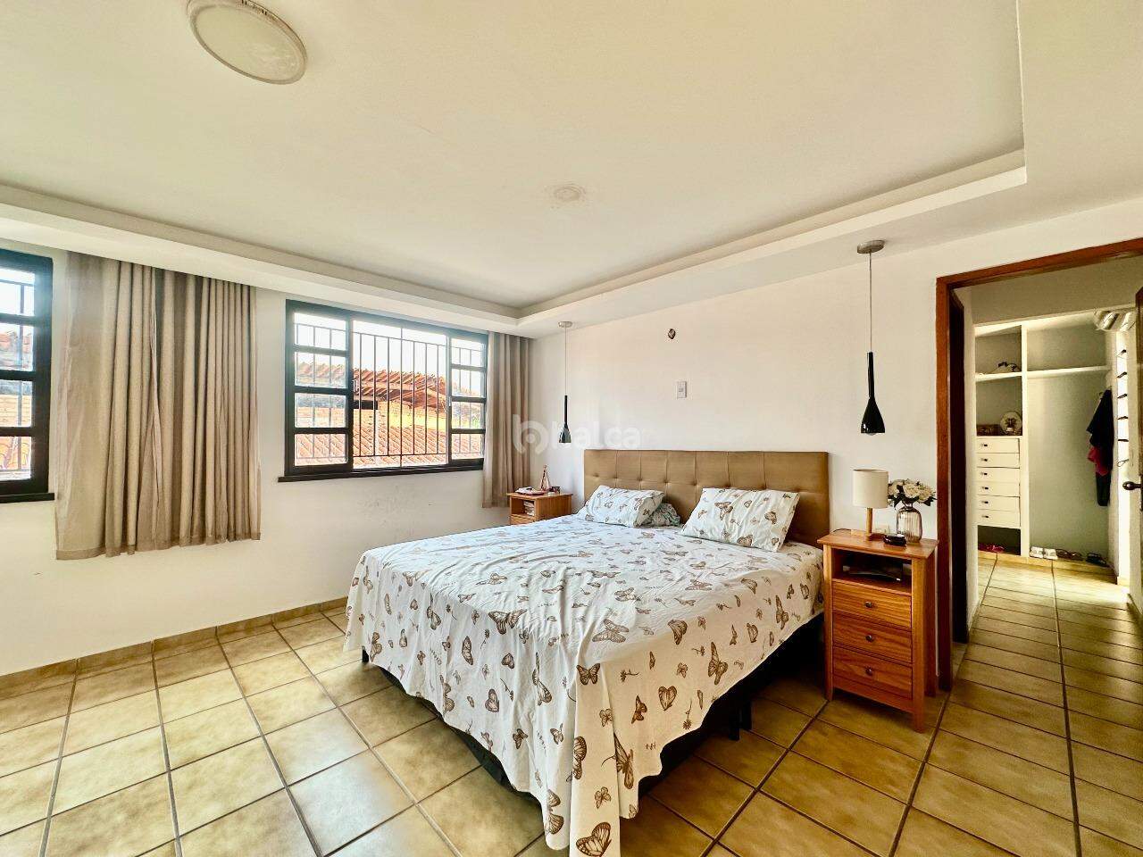 Casa, 5 quartos, 229 m² - Foto 15