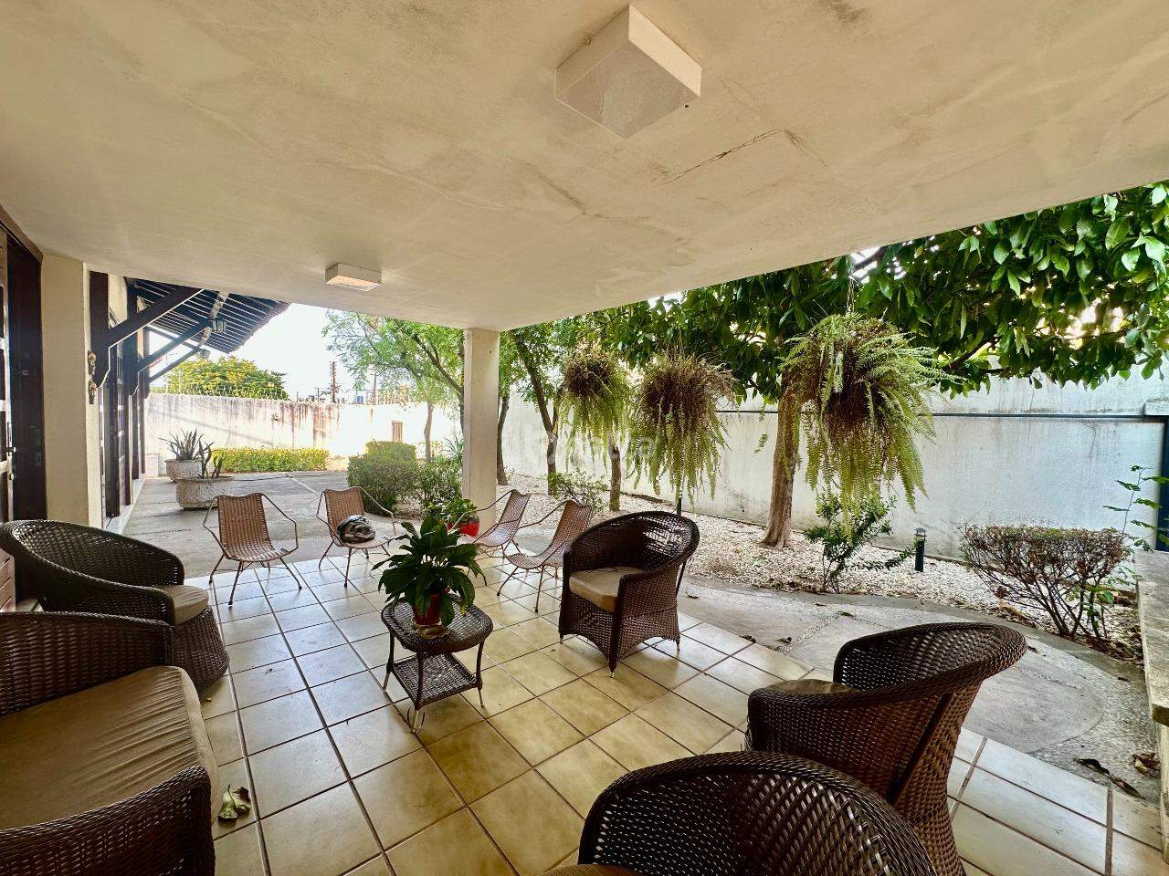 Casa, 5 quartos, 229 m² - Foto 3