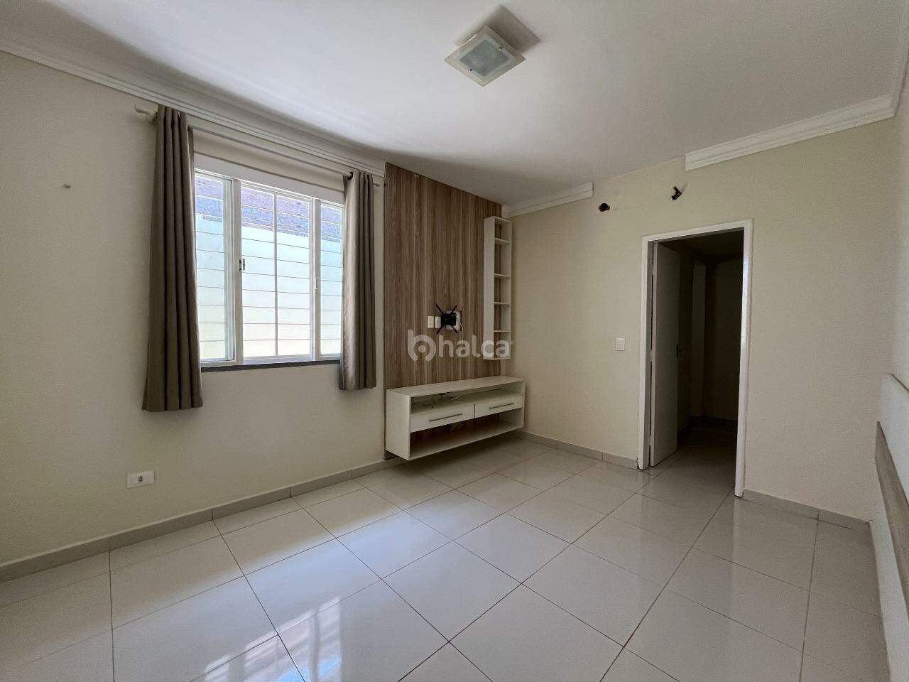 Casa, 3 quartos, 200 m² - Foto 9