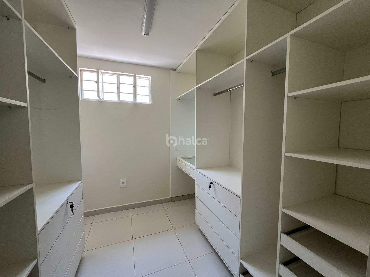 Casa, 3 quartos, 200 m² - Foto 11