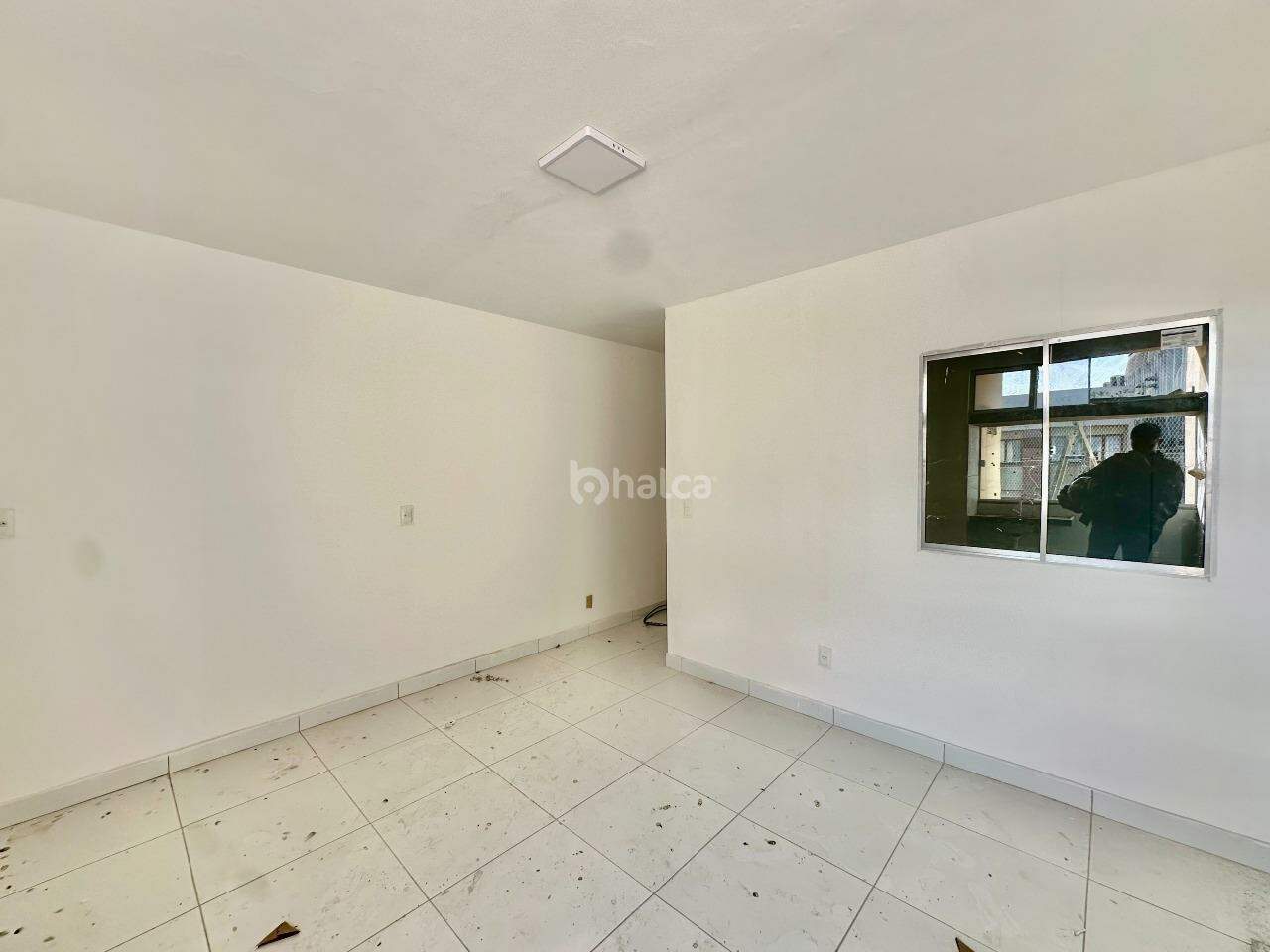 Apartamento para aluguel no Centro: 
