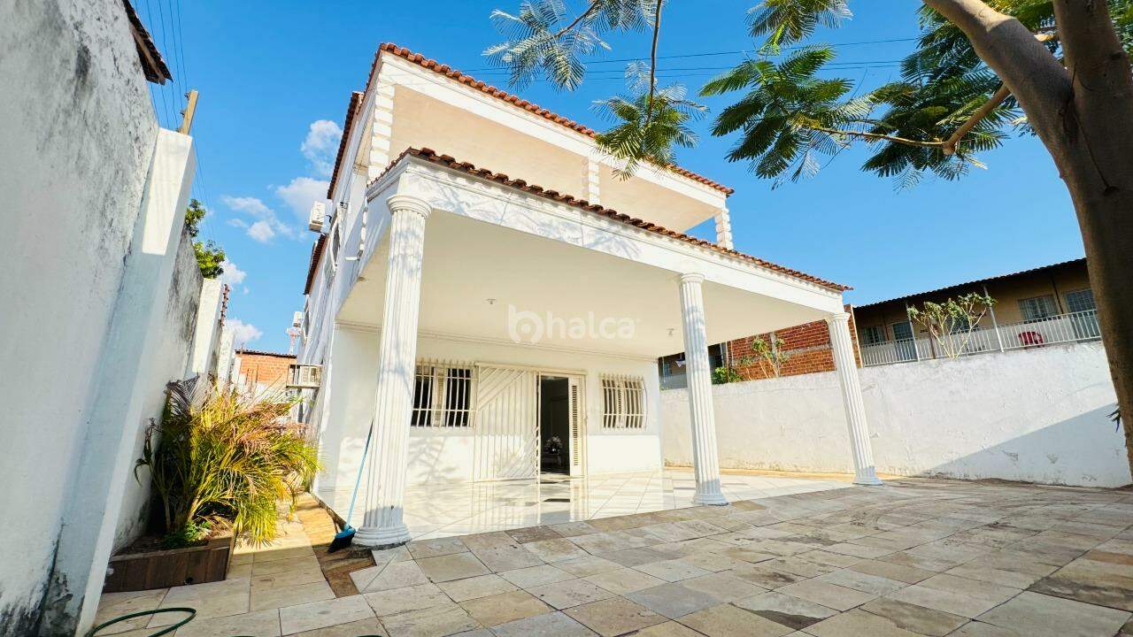 Casa, 4 quartos, 233 m² - Foto 3