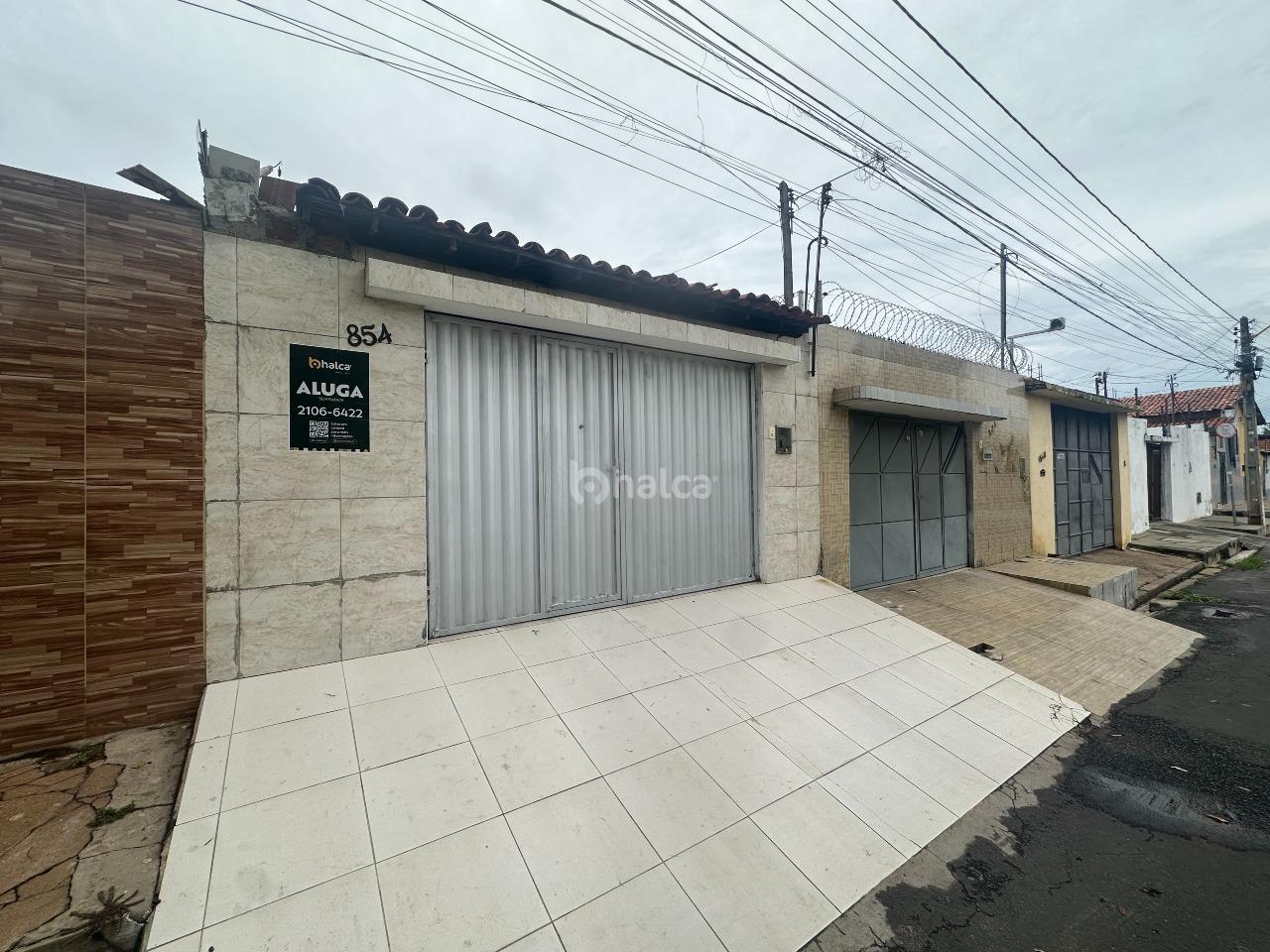 Casa, 4 quartos, 113 m² - Foto 1