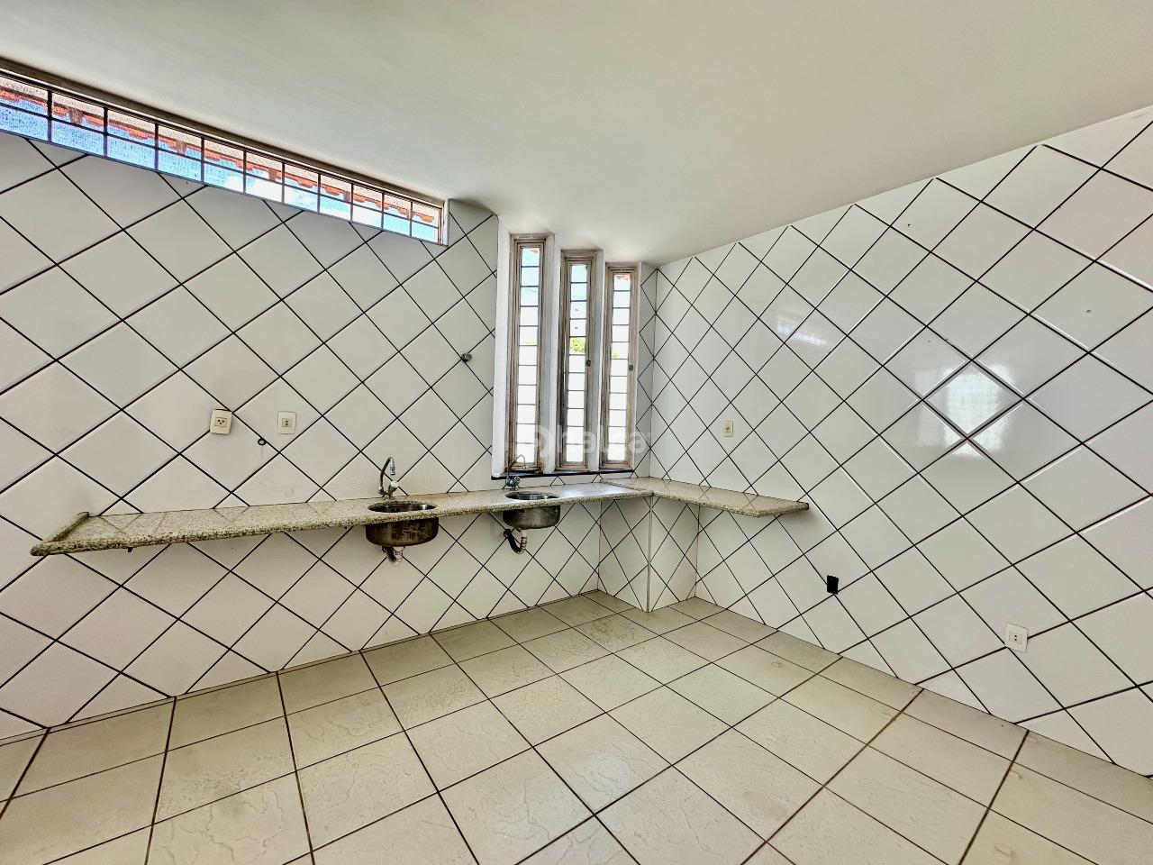 Casa, 3 quartos, 200 m² - Foto 25