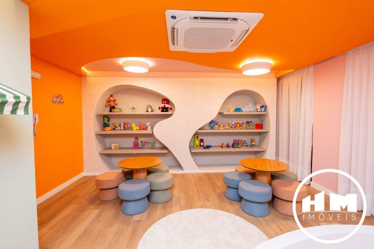 Apartamento à venda no Praia dos Amores: 