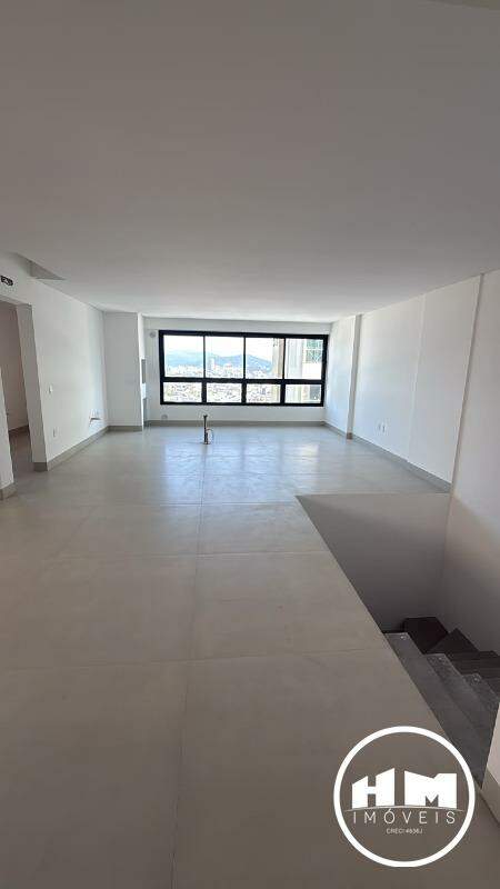 Apartamento Duplex à venda no Centro: 