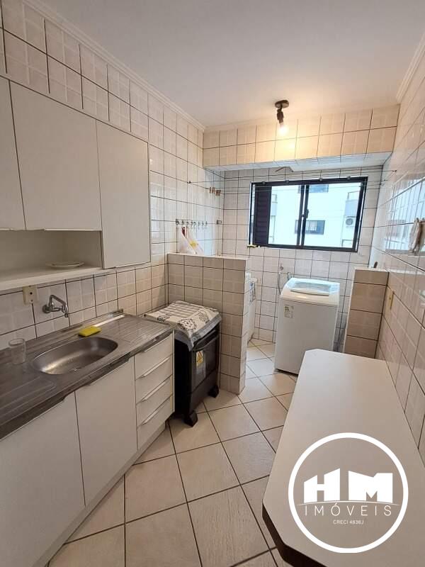 Apartamento para aluguel no Centro: 