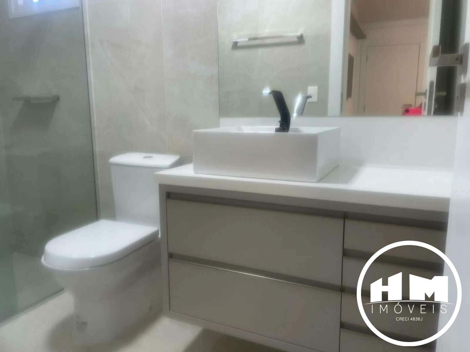 Casa em Condomínio para aluguel no Ariribá: 