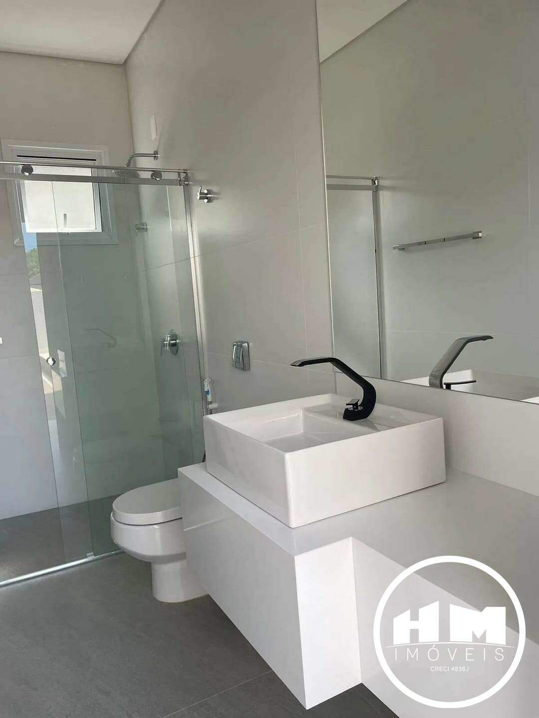 Casa em Condomínio para aluguel no Ariribá: 