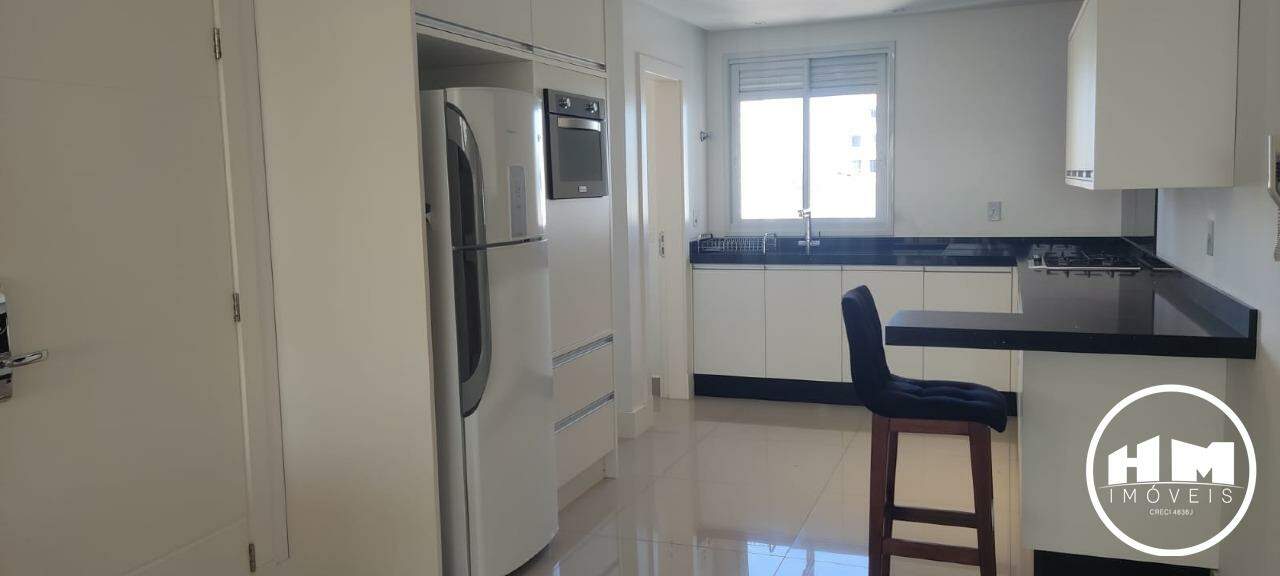 Apartamento para aluguel no Centro: 