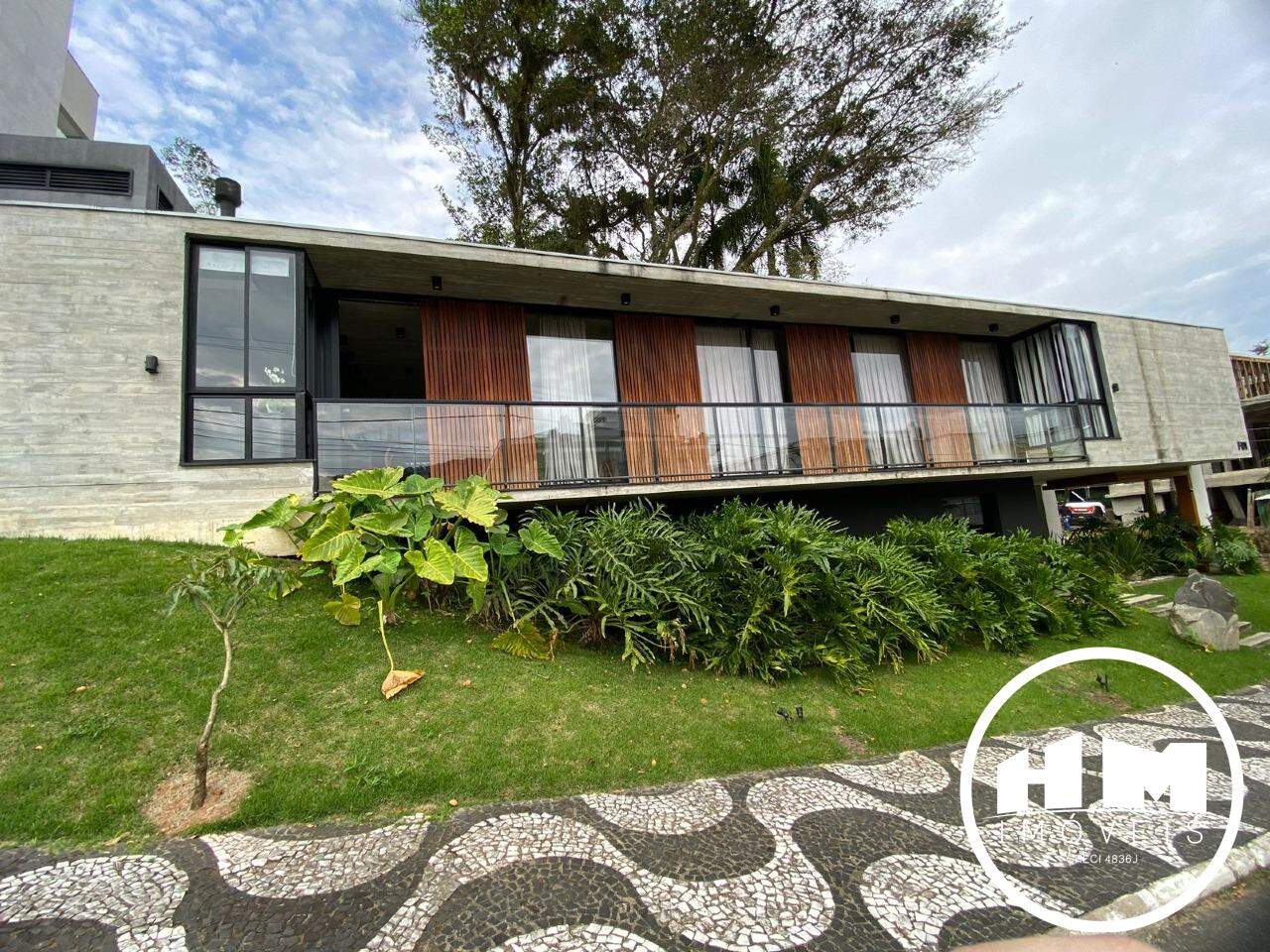Casa em Condomínio à venda no Barra: 