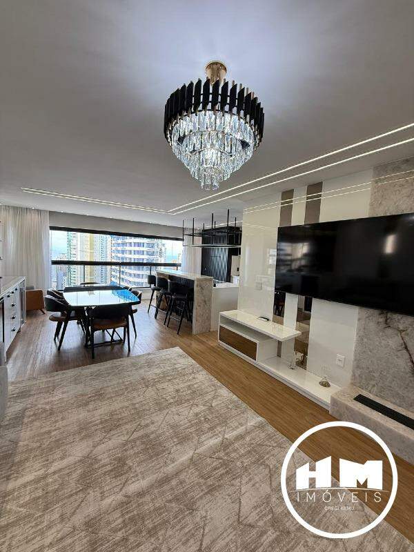 Apartamento para aluguel no Centro: 