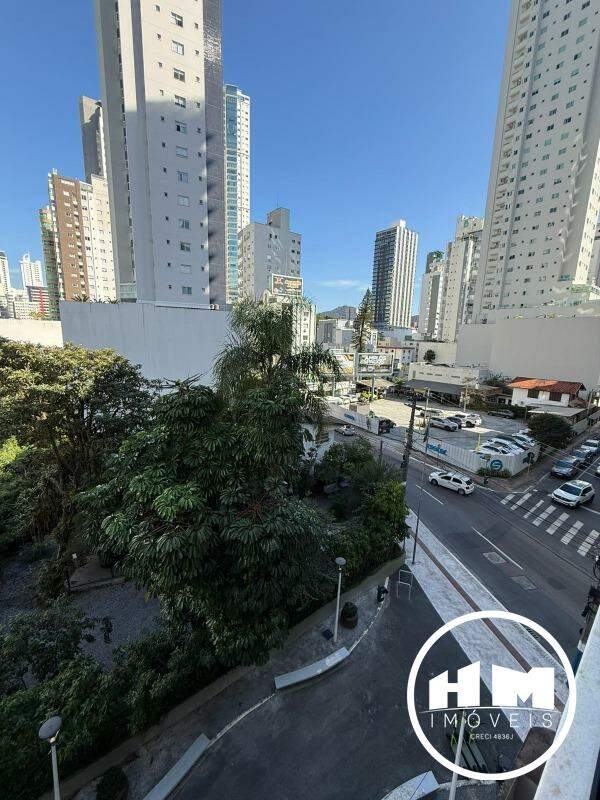Apartamento para aluguel no Centro: 