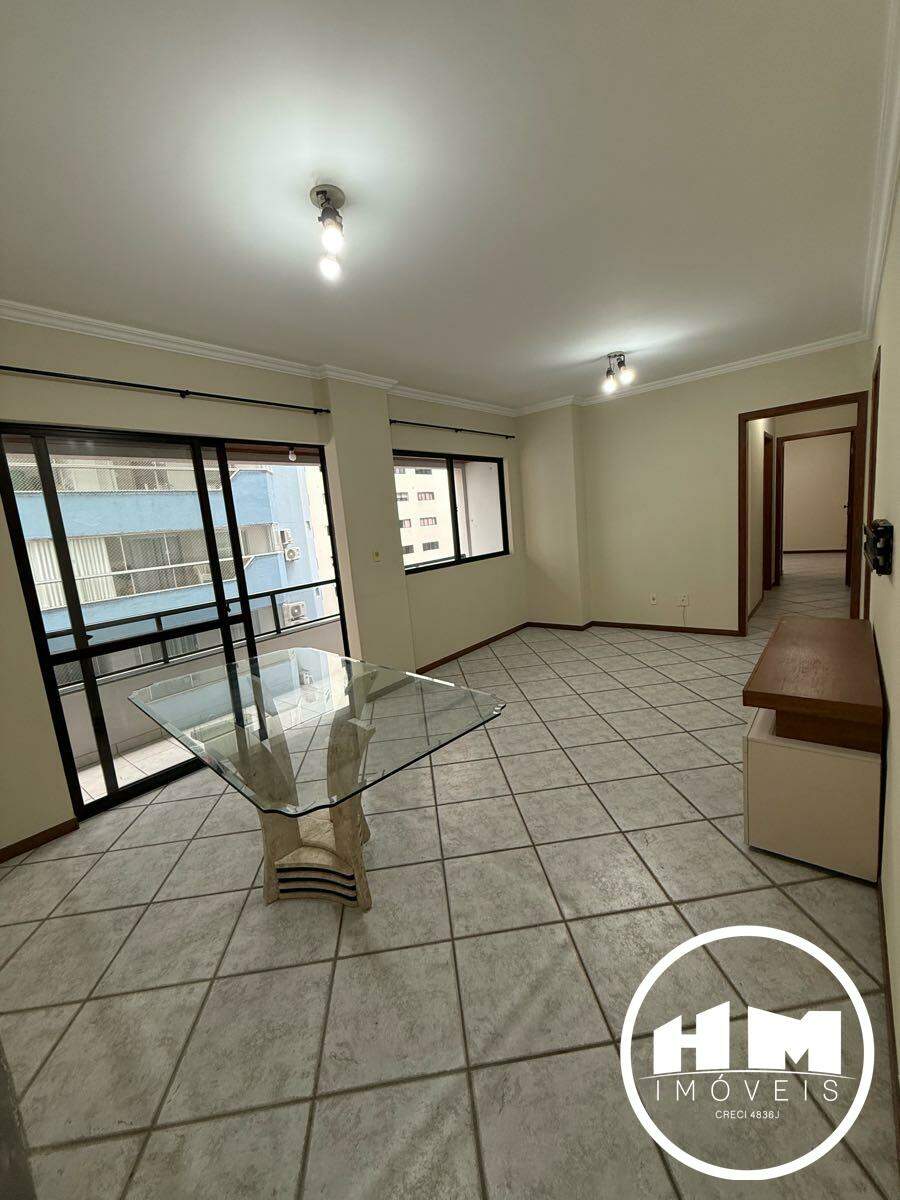 Apartamento para aluguel no Centro: 