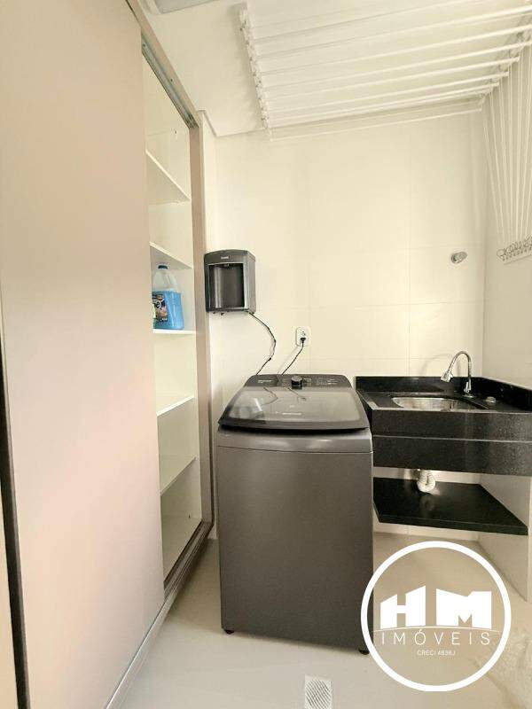 Apartamento à venda no Pioneiros: 