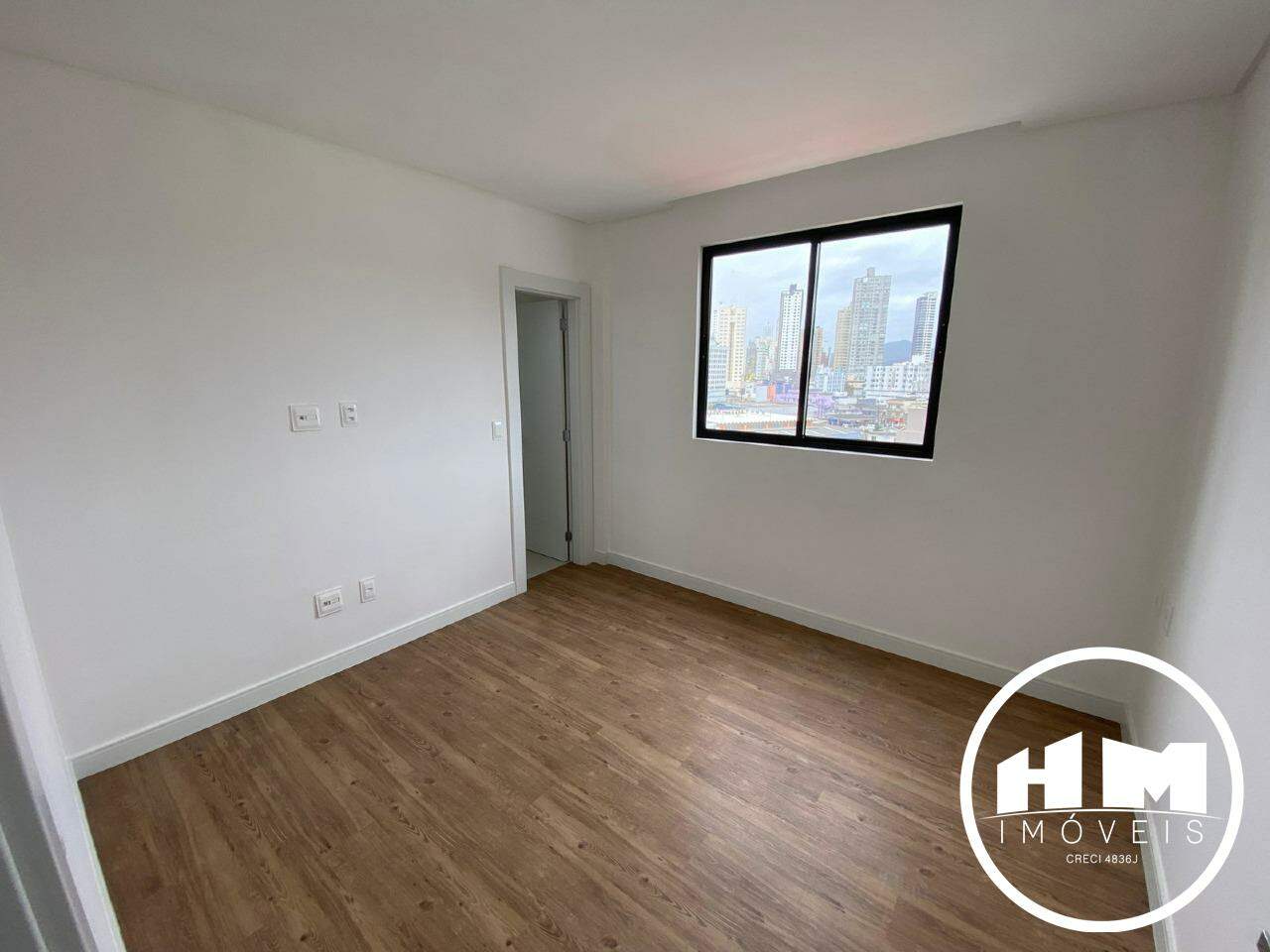 Apartamento à venda no Nações: 