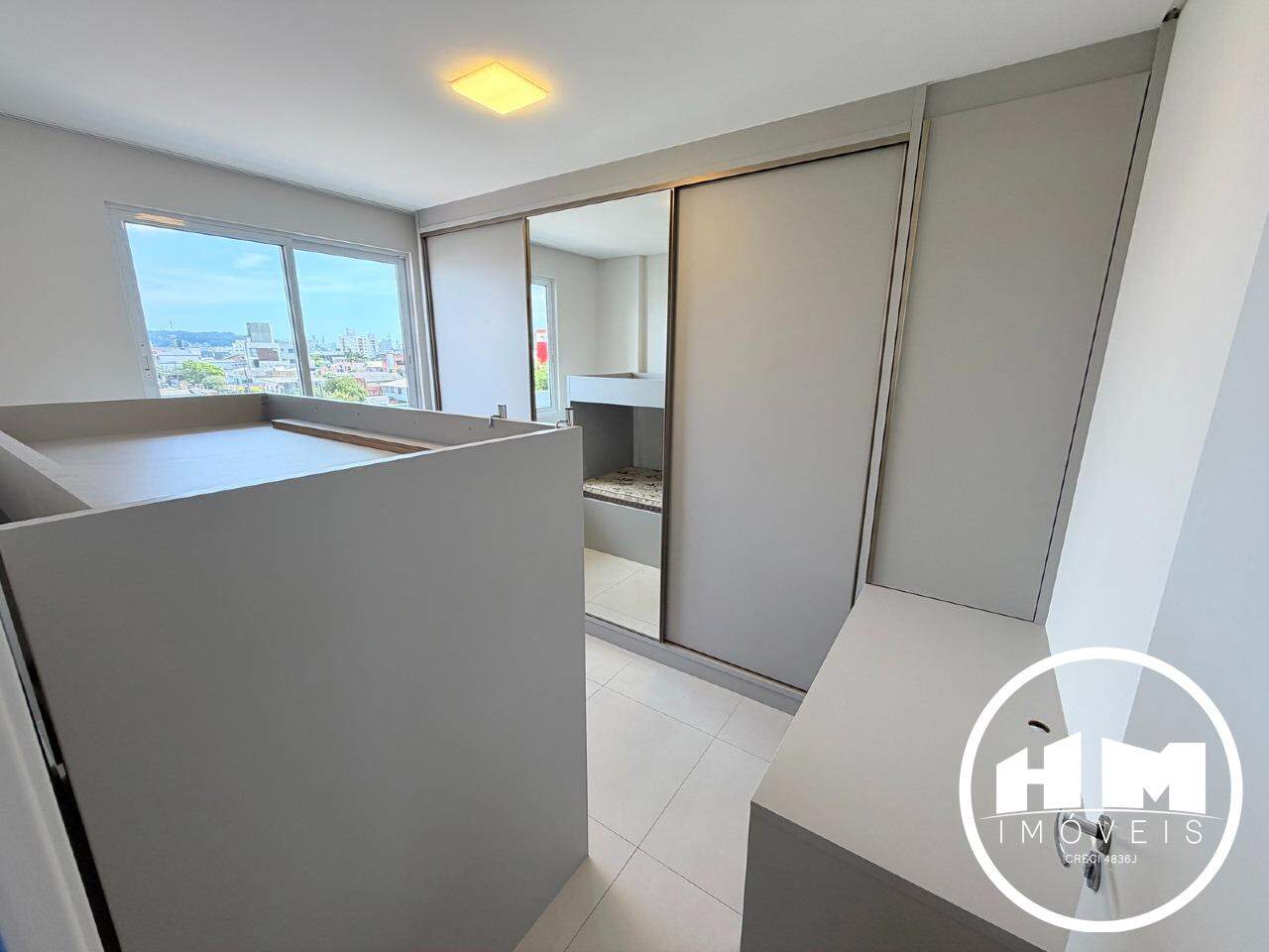 Apartamento à venda no Areias: 