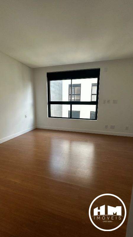 Cobertura Duplex à venda no Praia Brava de Itajaí: 