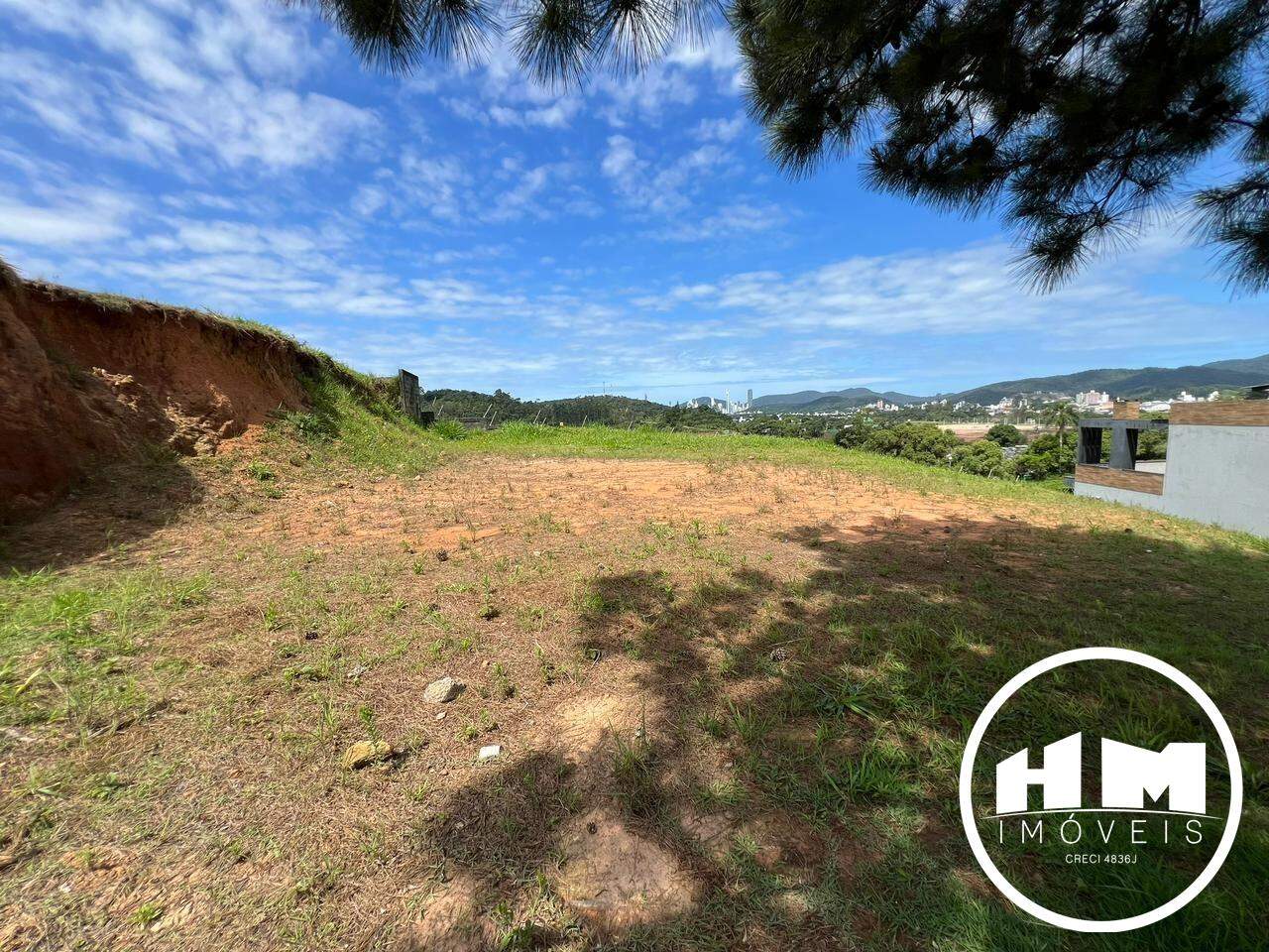 Lote em condomínio à venda no Rio do Meio: 