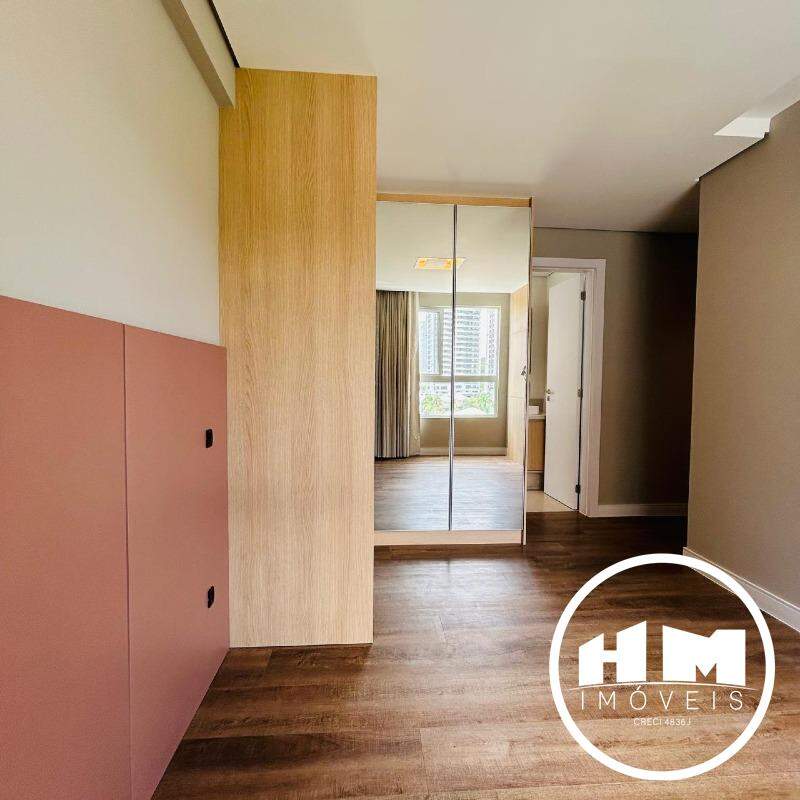 Apartamento à venda no Praia Brava: 