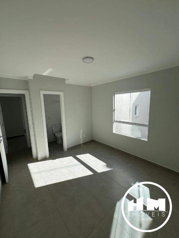 Apartamento à venda no Praia dos Amores: 