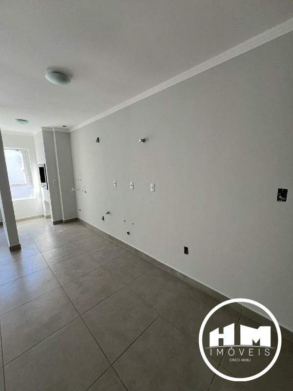 Apartamento à venda no Praia dos Amores: 