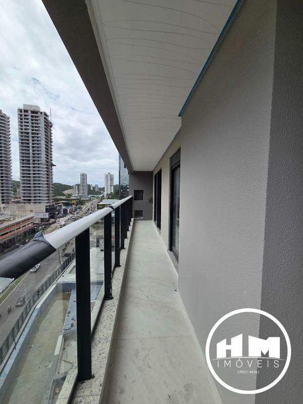 Apartamento à venda no Praia Brava: 