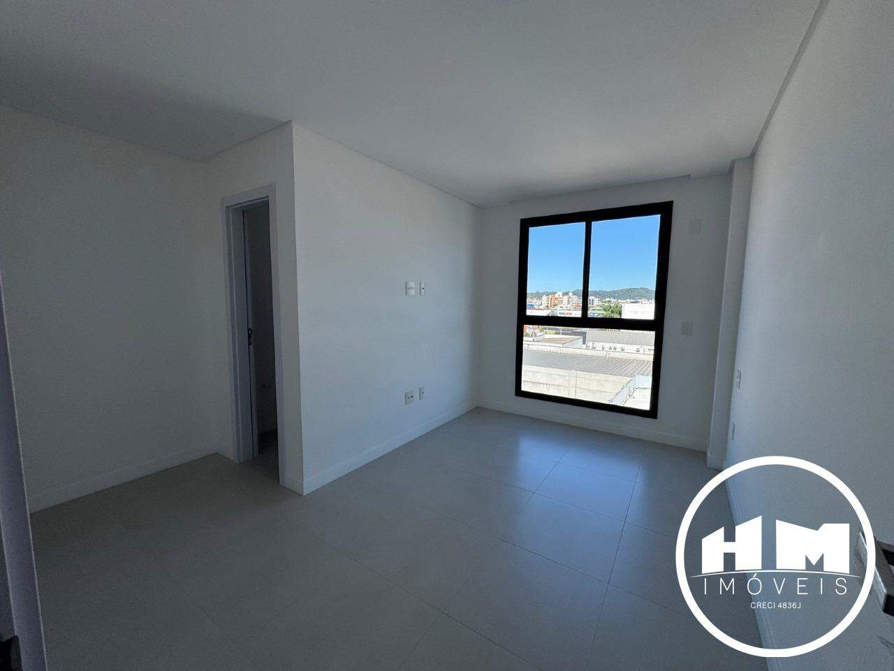 Apartamento à venda no Estados: 