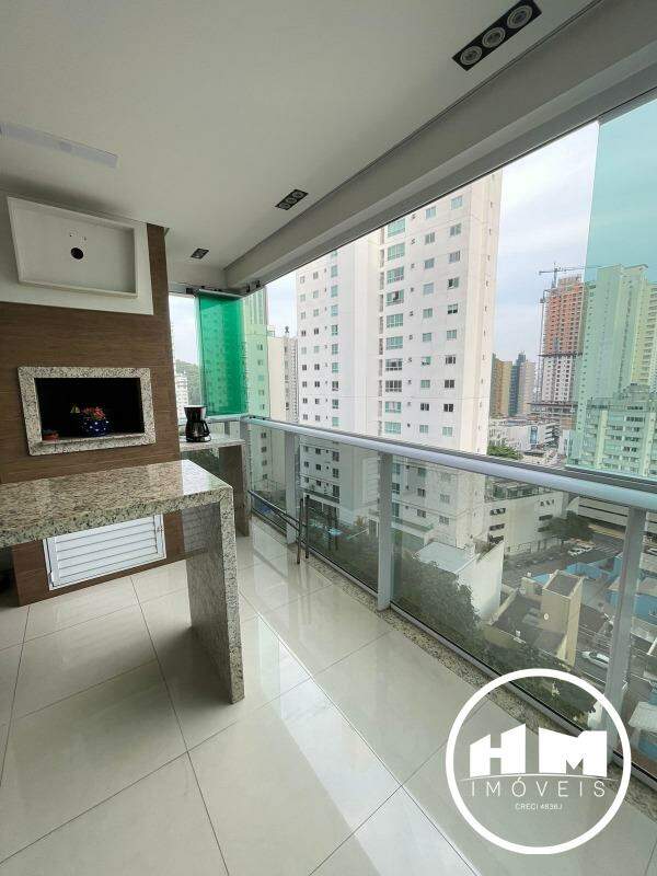 Apartamento à venda no Pioneiros: 
