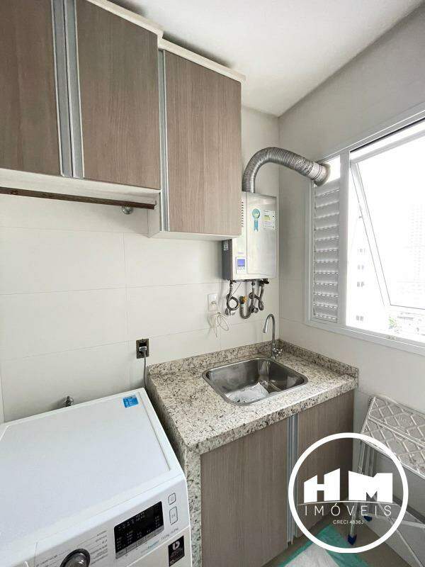 Apartamento à venda no Pioneiros: 